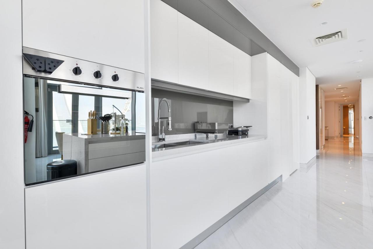 Spectacular 3 Bedroom Condo With Maids Room Facing The Dubai Eye المظهر الخارجي الصورة